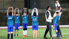 Sivasspor’un eski kaptanı Hayrettin yeni yetenekleri futbola kazandırıyor