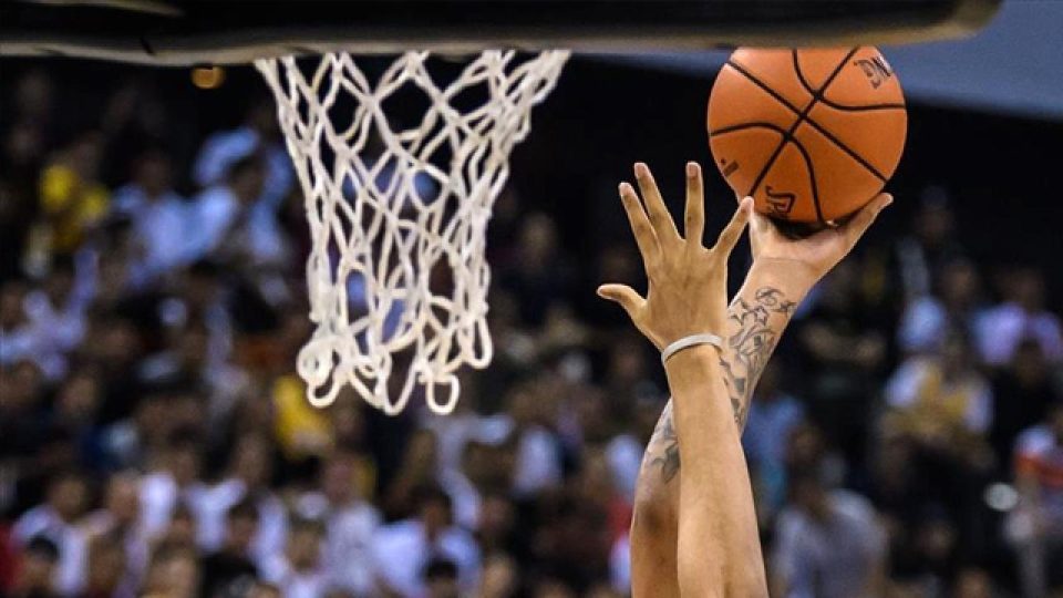 NBA’de Luka Doncic “triple-double” yaptı Mavericks kazandı