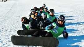 Erciyes Kayak Okulu’nda kayak ve snowboard eğitimi veriliyor