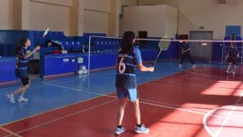 Kars’ın badmintoncu kızları başarıya raket sallıyor