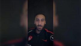 Cenk Tosun’dan depremzede çocuğa destek mesajı