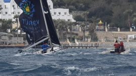 Bodrum’da yelken yarışları sırasında çarpışan teknelerden biri battı