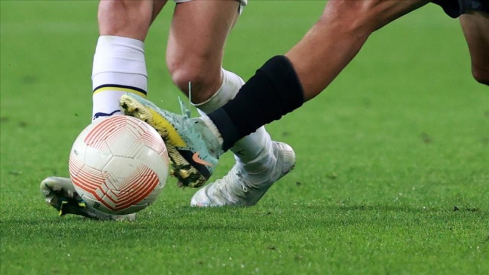 Feyenoord ile Roma maçına deplasman takım taraftarı alınmayacak