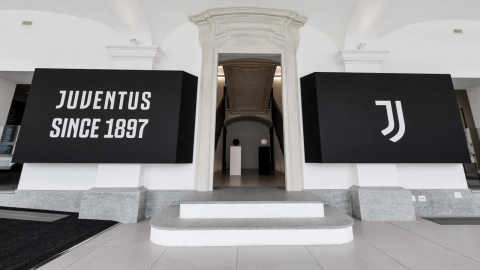 Juventus’a maaşlarda usulsüzlük yaptığı gerekçesiyle ceza