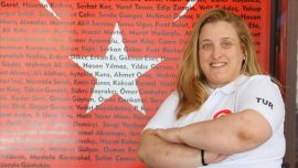 Milli paralimpik atıcı Ayşegül Pehlivanlar Avrupa Şampiyonu