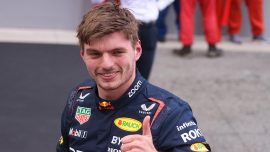 Üst üste 10. yarışını kazanan Max Verstappen F1’de tarihe geçti