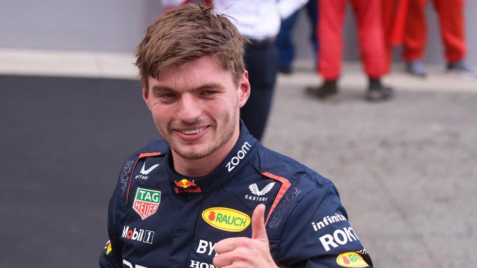 Üst üste 10. yarışını kazanan Max Verstappen F1’de tarihe geçti