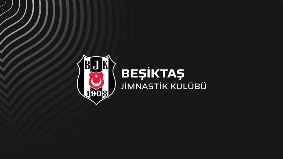 Beşiktaş’ın eski hocası Serpil Hamdi Tüzün hastaneye kaldırıldı