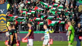 Celtic Filistin’e destek veren taraftarların kombinelerini iptal etti